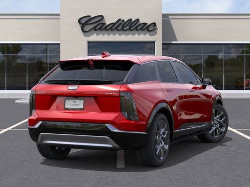 New 2026 Cadillac Optiq Luxury 1 w/ LPO, Floor Liner Package AWD/4WD image 4