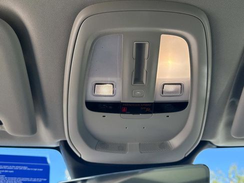 New 2026 Volvo XC60 B5 Ultra w/ Climate Package image 25