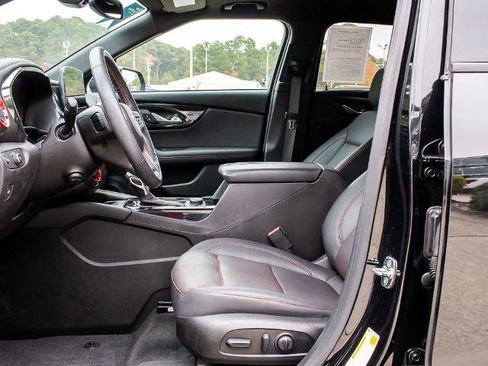 Used 2024 Chevrolet Blazer RS w/ Enhanced Convenience Package image 17