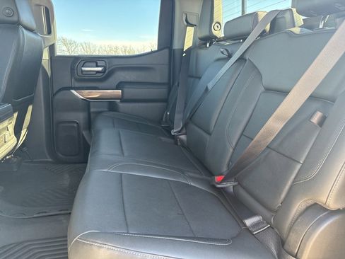 Used 2021 Chevrolet Silverado 1500 LT Trail Boss w/ Convenience Package II image 27