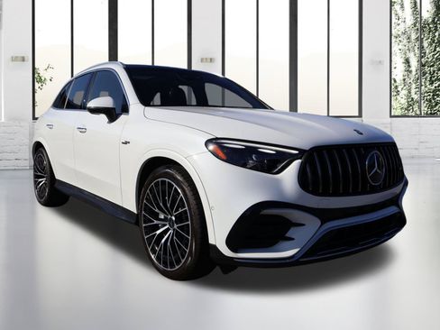 Certified 2024 Mercedes-Benz GLC 43 AMG 4MATIC image 8
