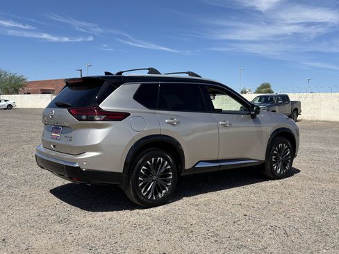 Used 2026 Nissan Rogue Platinum w/ Platinum Premium Package AWD/4WD image 6