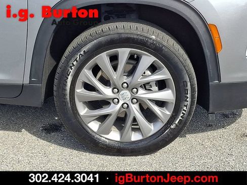 Used 2026 Buick Enclave Preferred AWD/4WD image 8