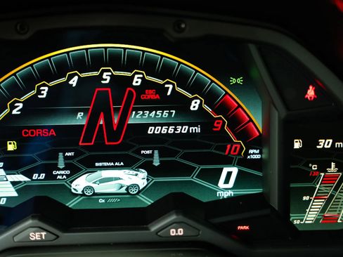 Used 2019 Lamborghini Aventador SVJ AWD/4WD image 47