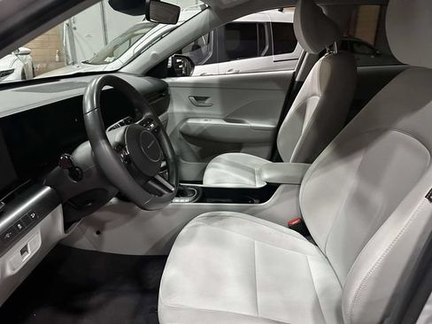 Used 2025 Hyundai Kona SEL AWD/4WD image 18