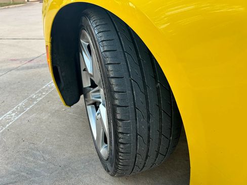 Used 2017 Chevrolet Camaro SS RWD image 23