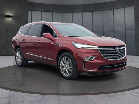 Used 2023 Buick Enclave Premium w/ Experience Buick Package image 8