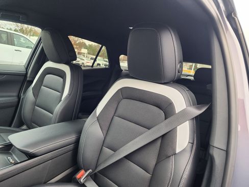 New 2026 Chevrolet Blazer EV LT image 20