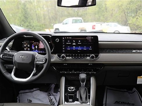 New 2024 Chevrolet Colorado ZR2 w/ ZR2 Bison Edition image 11