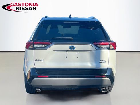 Used 2022 Toyota RAV4 XSE image 7