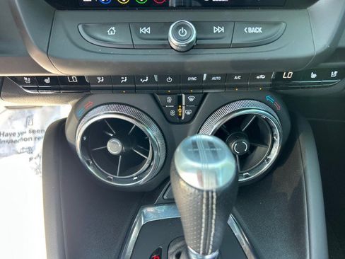 Used 2022 Chevrolet Camaro SS image 29