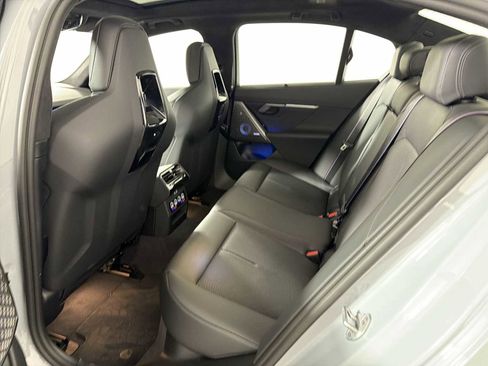 New 2026 BMW M5 w/ Executive Package image 19