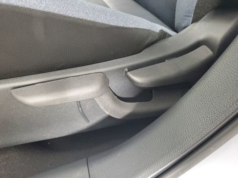 New 2025 Nissan Versa SV w/ Trunk Package image 27