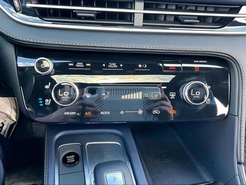 Certified 2026 INFINITI QX60 Sport w/ Dark Cargo Package AWD/4WD image 32