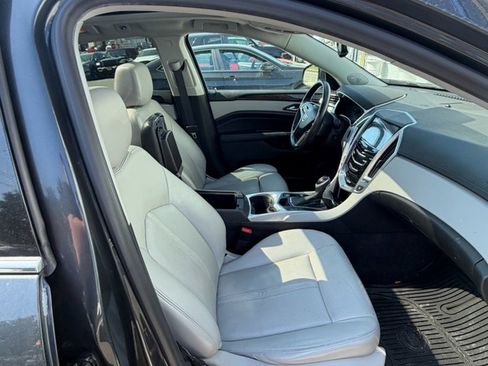 Used 2014 Cadillac SRX Luxury w/ Driver Awareness Package image 5