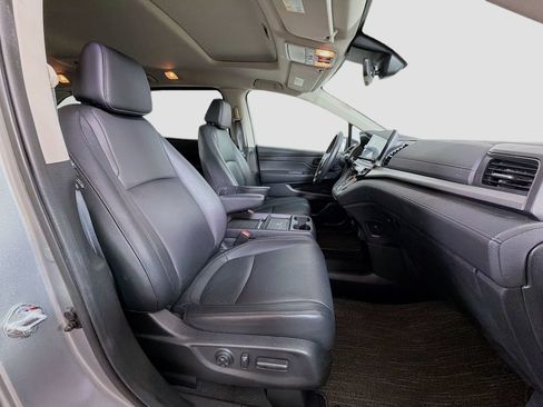 Used 2025 Honda Odyssey EX-L image 29