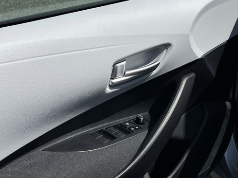 New 2026 Toyota Corolla SE FWD image 10