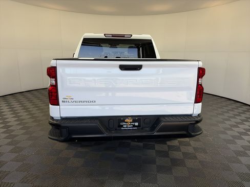 Used 2022 Chevrolet Silverado 1500 W/T w/ WT Convenience Package image 9