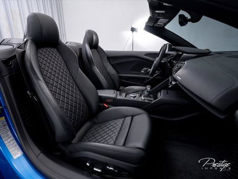 Used 2023 Audi R8 V10 performance RWD image 42