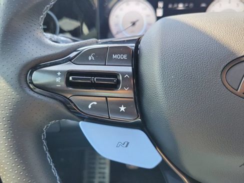 Certified 2025 Hyundai Elantra N FWD image 17