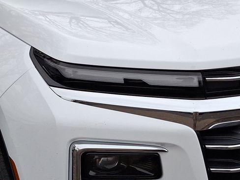 New 2026 Chevrolet Traverse LT w/ Driver Confidence Package image 3