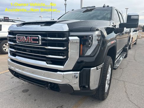 Used 2024 GMC Sierra 2500 SLT w/ SLT Premium Package image 1