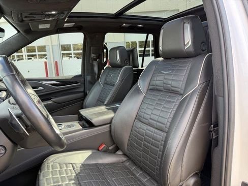 Used 2024 Cadillac Escalade V w/ LPO, Floor Liner Package image 13