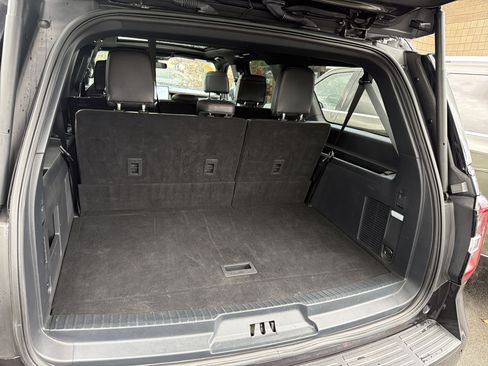 Used 2024 Ford Expedition Max Limited AWD/4WD image 30