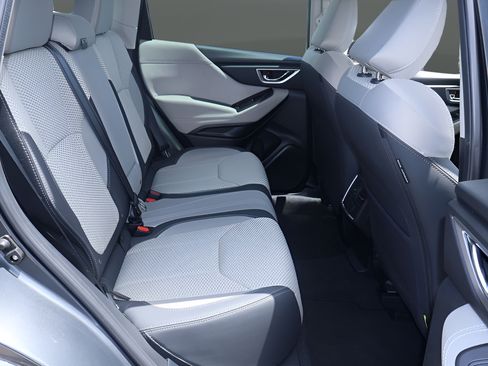 Certified 2023 Subaru Forester Premium AWD/4WD image 15