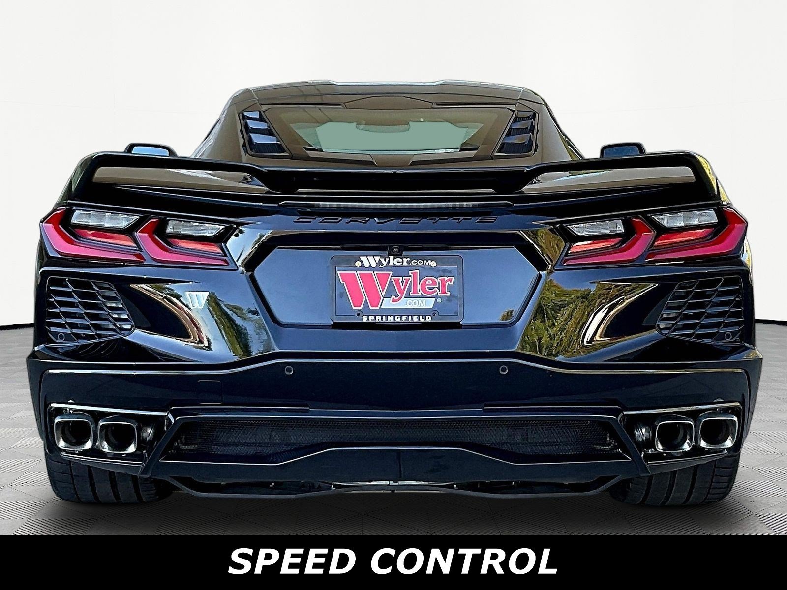 Used 2023 Chevrolet Corvette Stingray Coupe w/ Z51 Performance Package RWD image 5