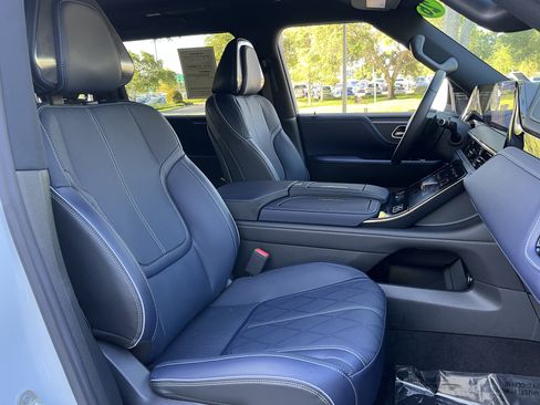 Certified 2026 INFINITI QX80 4WD image 24