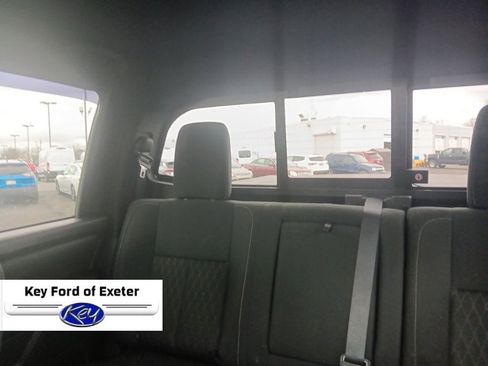 Used 2018 Nissan Titan SV w/ SV Convenience Package image 38