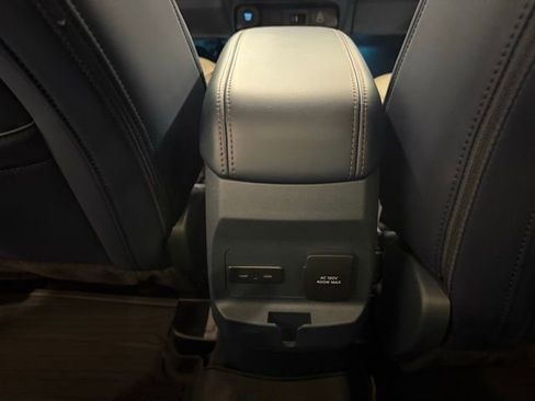 New 2025 Ford Maverick Lariat w/ 4K Tow Package image 16