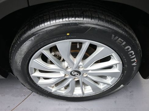 Used 2023 INFINITI QX50 Luxe image 15