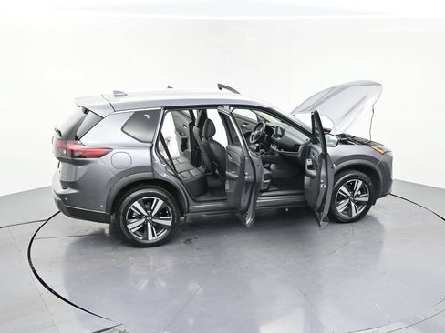 Used 2026 Nissan Rogue SL FWD image 26
