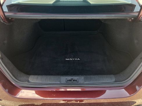 Certified 2024 Nissan Sentra SV FWD image 8
