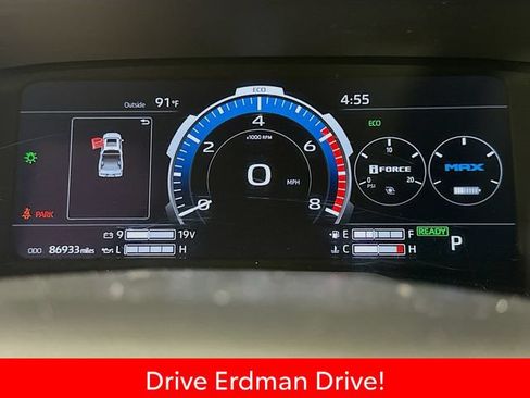 Used 2024 Toyota Tundra Limited w/ Power Package AWD/4WD image 17