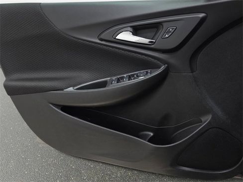 Used 2024 Chevrolet Malibu LT image 26