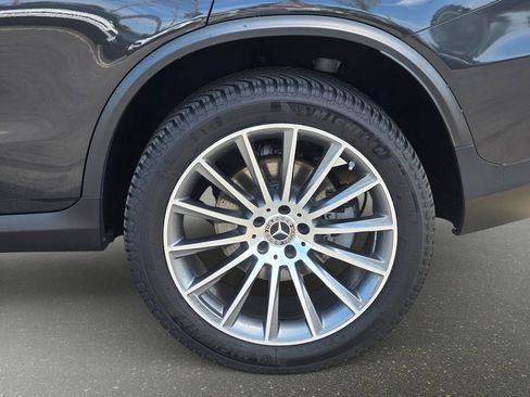 Used 2020 Mercedes-Benz GLC 300 4MATIC Coupe image 38