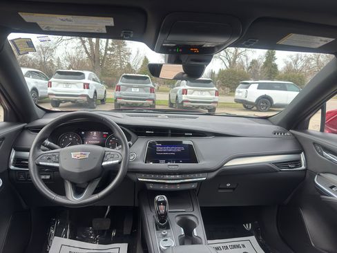 Used 2023 Cadillac XT4 Premium Luxury w/ Technology Package AWD/4WD image 16
