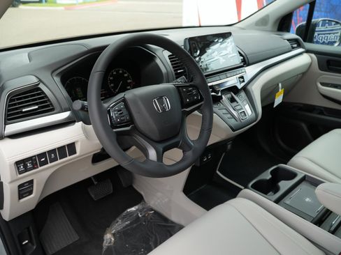 New 2026 Honda Odyssey EX-L image 15