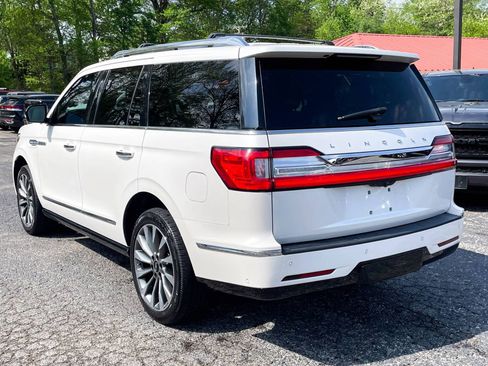 Used 2018 Lincoln Navigator Select w/ Technology Package image 5