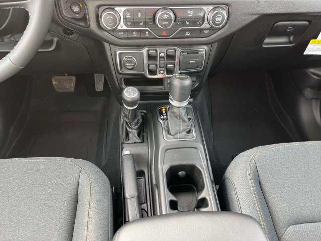 New 2026 Jeep Gladiator Sport AWD/4WD image 12