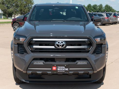 New 2026 Toyota Tacoma SR5 AWD/4WD image 3