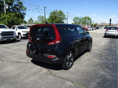 Used 2020 Kia Soul EX w/ Option Group 015 FWD image 8