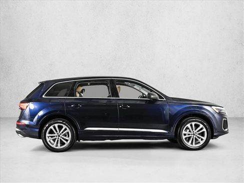 Certified 2025 Audi Q7 2.0T Premium Plus w/ Premium Plus Package AWD/4WD image 4