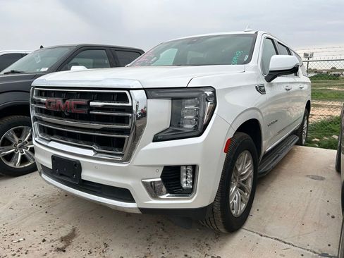 Used 2021 GMC Yukon XL SLT w/ Rear Media and Nav Package image 1