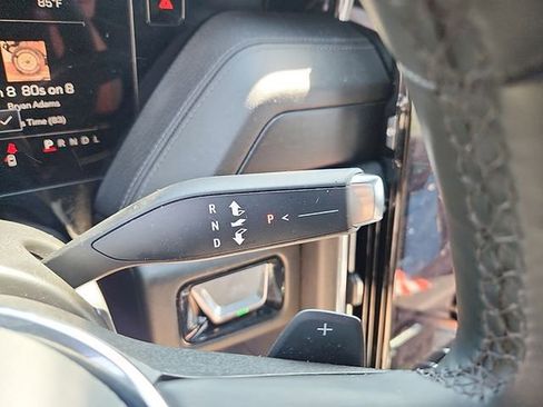 Certified 2025 GMC Yukon XL Denali w/ Denali Reserve Package AWD/4WD image 15