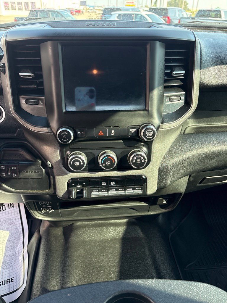 Used 2020 RAM 2500 Tradesman w/ Chrome Appearance Group AWD/4WD image 13