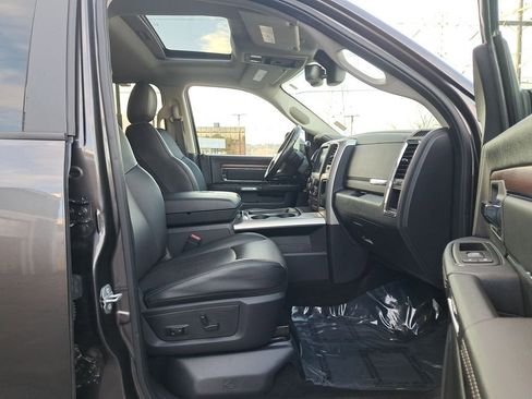 Used 2016 RAM 2500 Laramie image 17